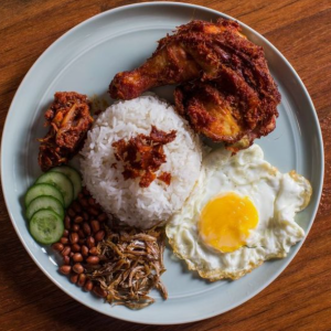 Kuliner Indonesia : Nasi Uduk